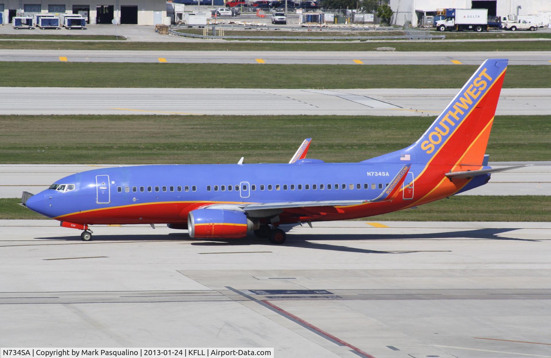 N734SA, 1999 Boeing 737-7H4 C/N 27866, Boeing 737-700