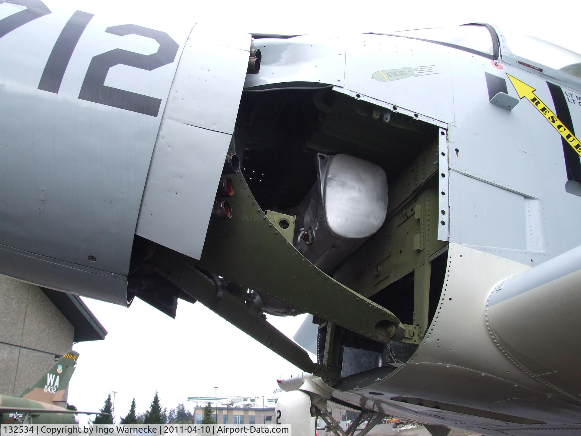 132534, Douglas EA-1F Skyraider C/N 8929, Douglas EA-1F Skyraider at the Evergreen Aviation & Space Museum, McMinnville OR