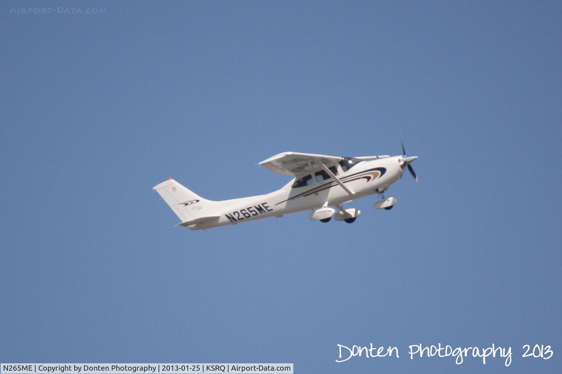 N265ME, 2000 Cessna 182S Skylane C/N 18280771, Cessna Skylane (N265ME) departs Sarasota-Bradenton International Airport