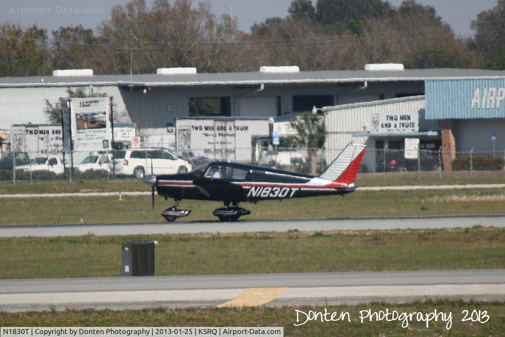 N1830T, 1971 Piper PA-28-140 C/N 28-7125231, Piper Cherokee (N1830T) arrives at Sarasota-Bradenton International Airport