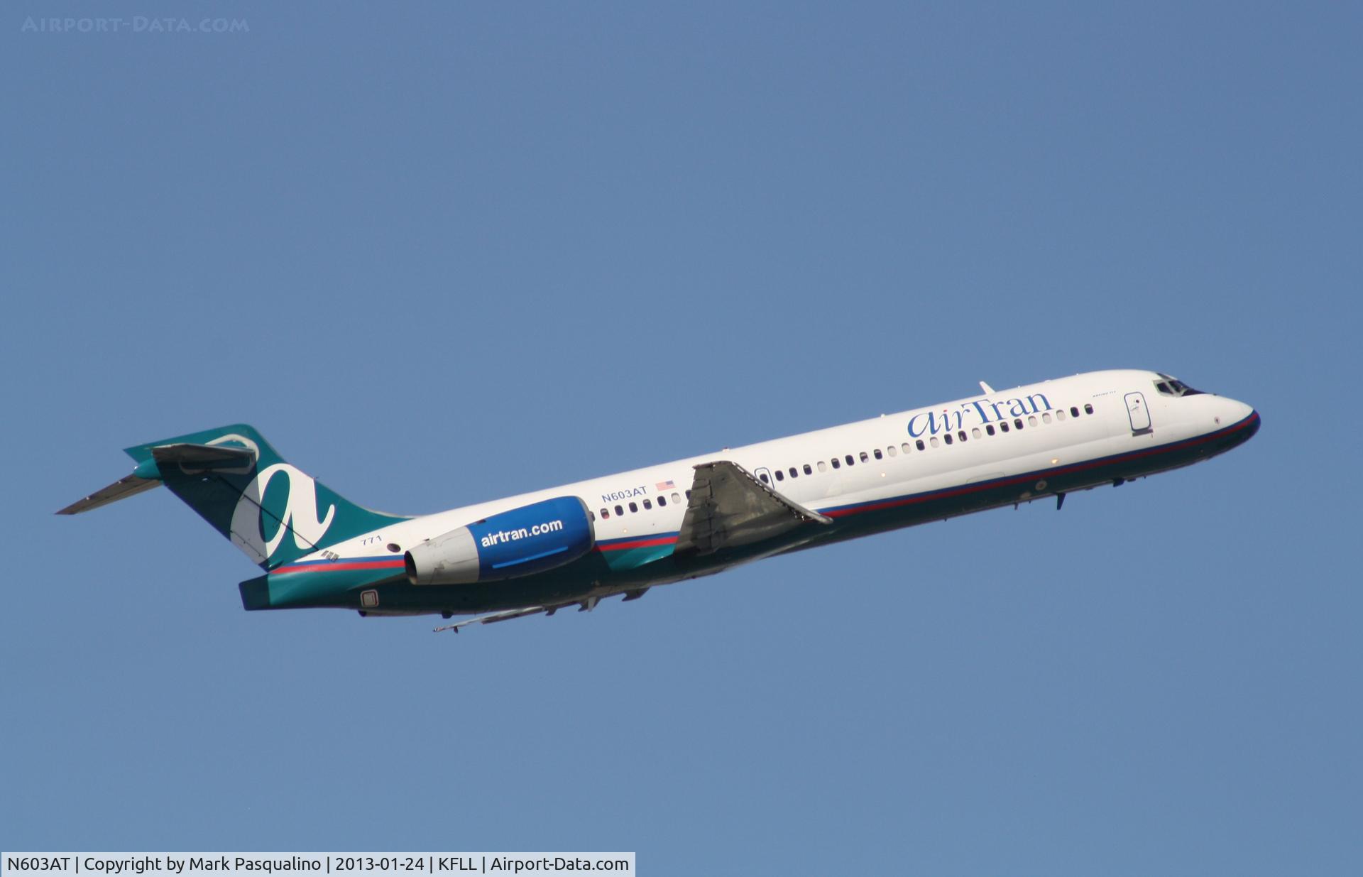 N603AT, 2001 Boeing 717-22A C/N 55127, Boeing 717-200