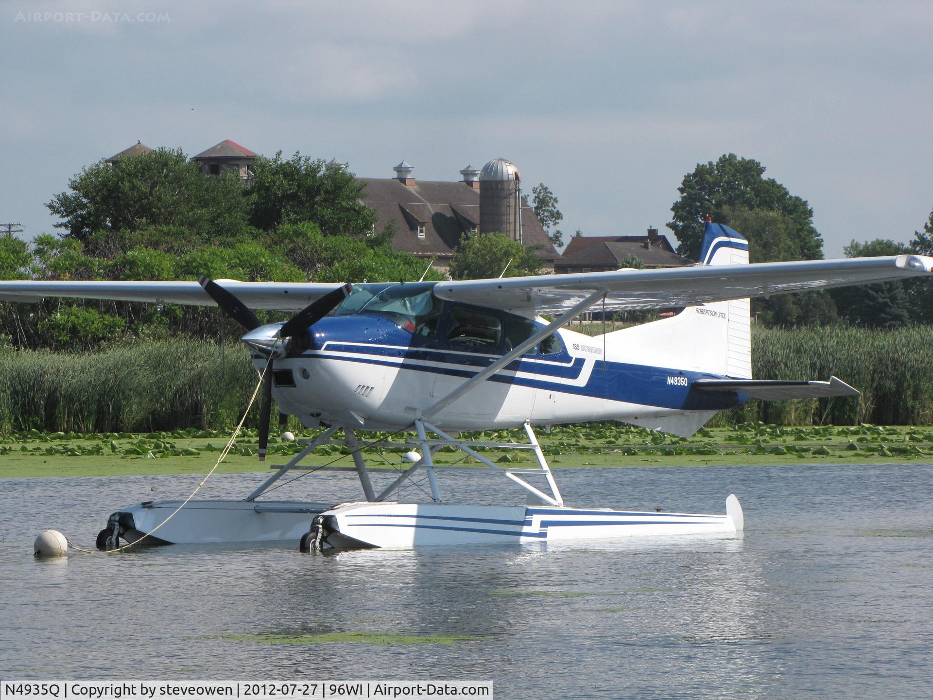 N4935Q, 1978 Cessna A185F Skywagon 185 C/N 18503578, at the seaplane base Oshkosh
