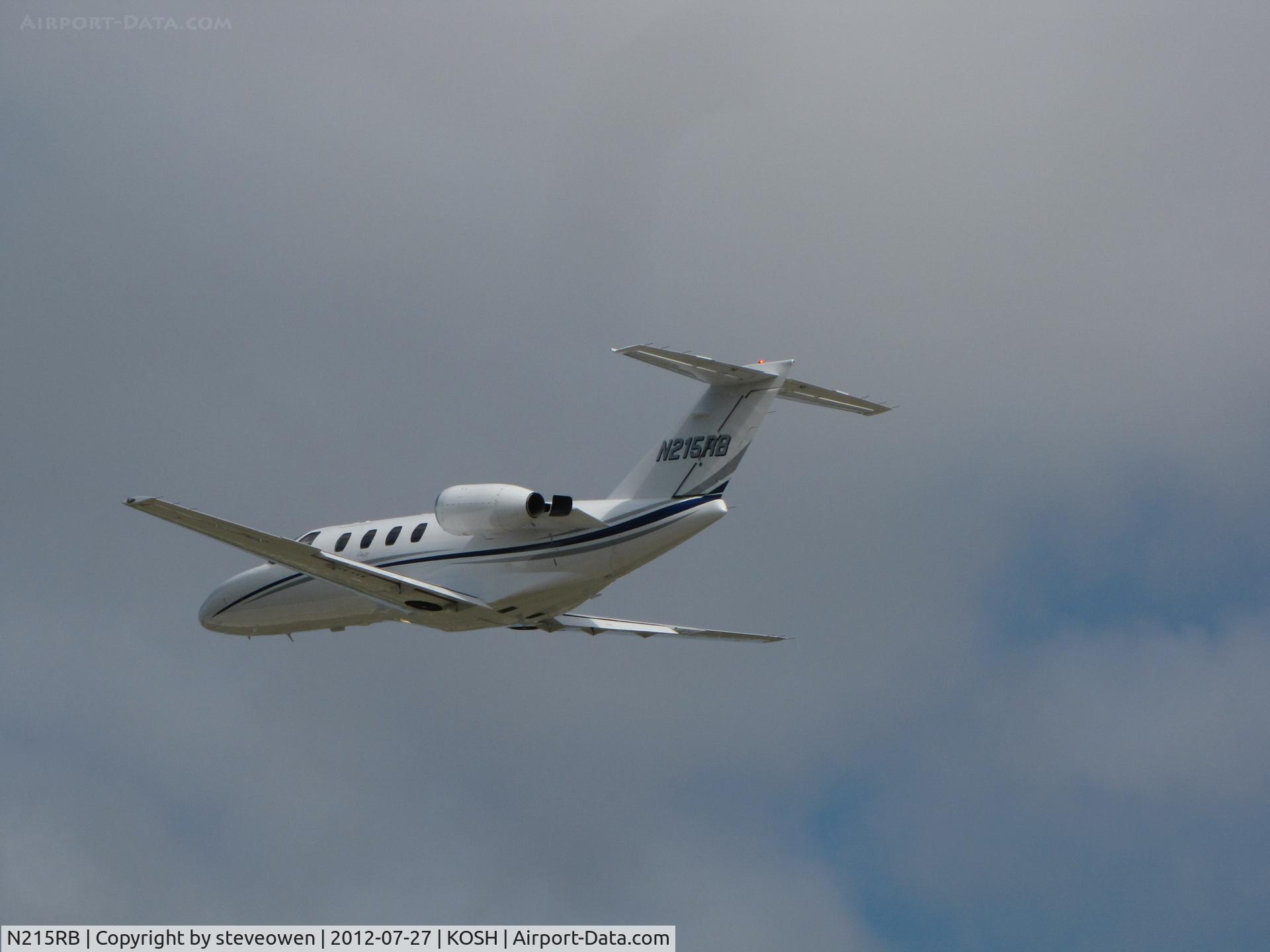 N215RB, 1997 Cessna 525 CitationJet C/N 525-0031, leaving Oshkosh