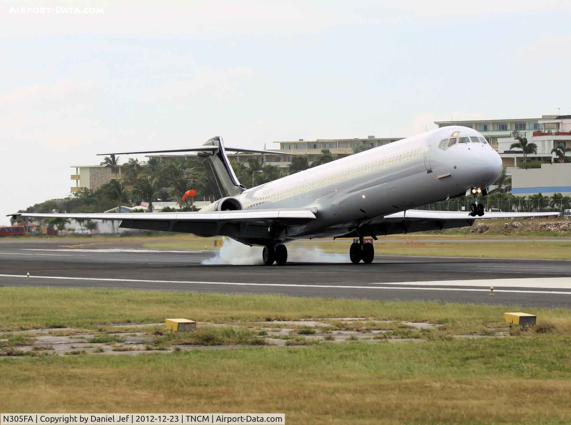 N305FA, 1986 McDonnell Douglas MD-83 (DC-9-83) C/N 49398, N305FA