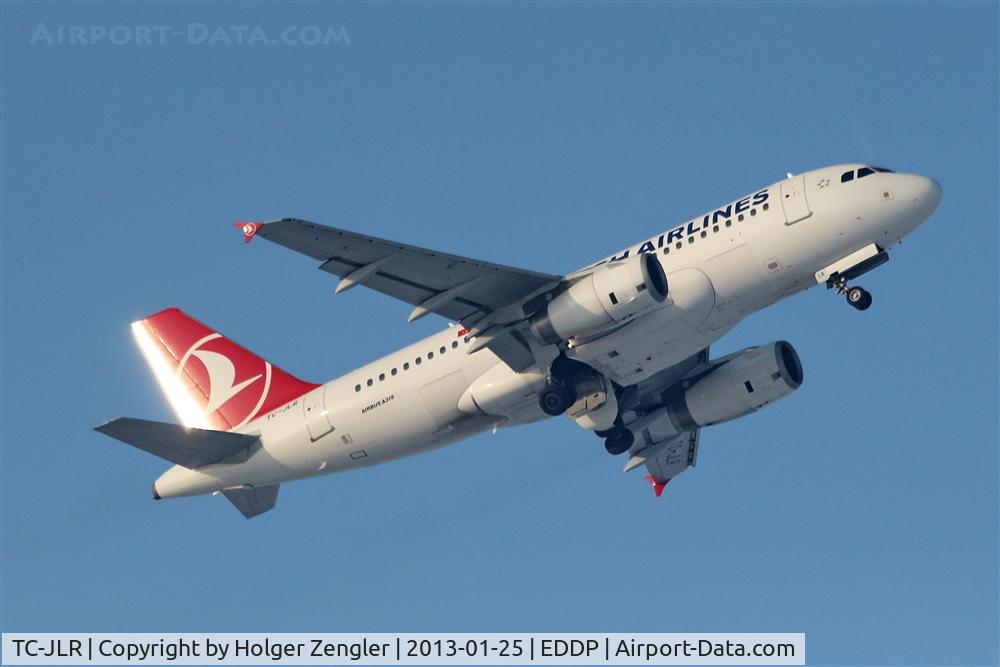 TC-JLR, 2007 Airbus A319-132 C/N 3142, Daily IST shuttle is leaving LEJ in beautiful light....