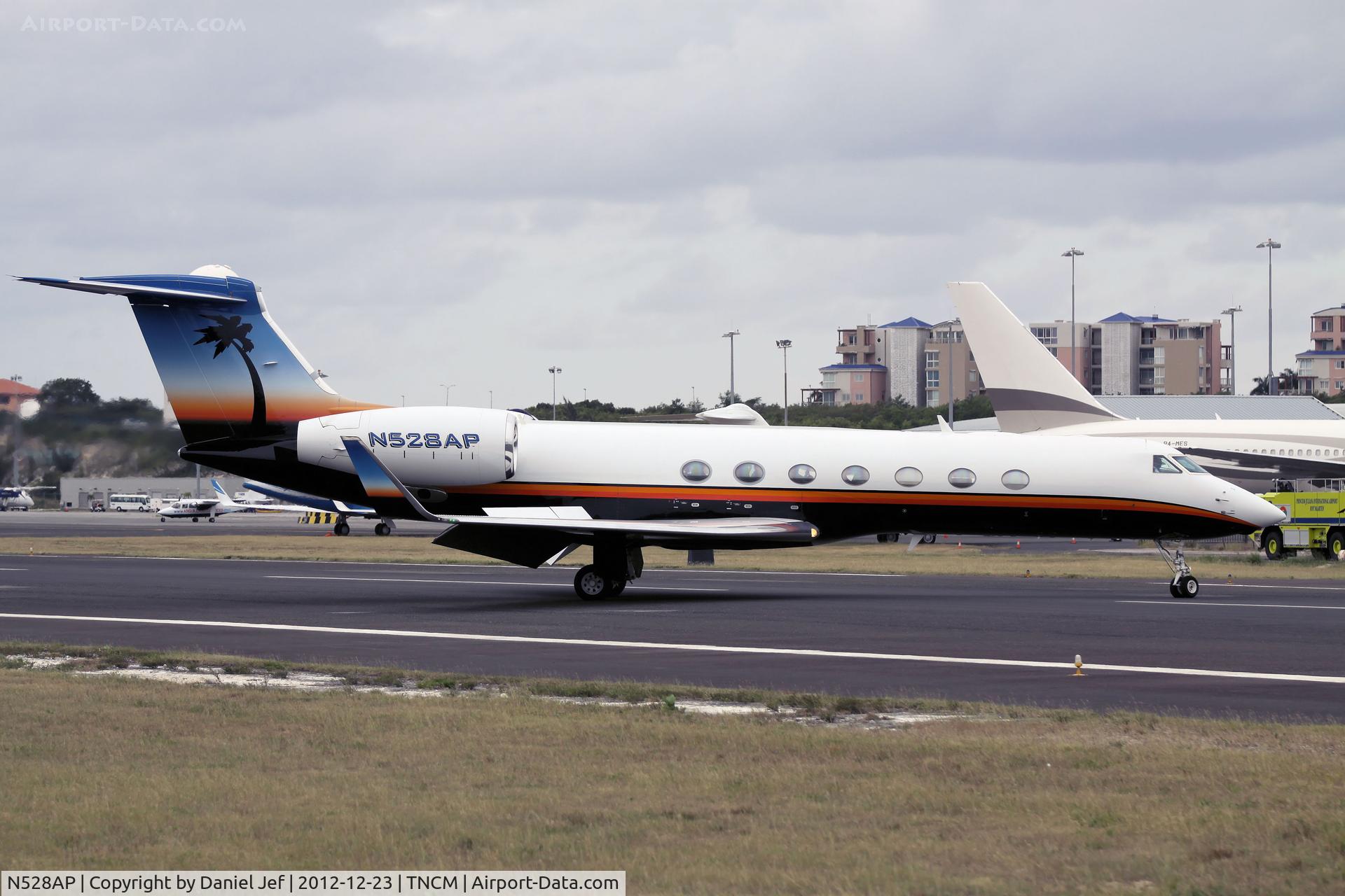 N528AP, 2007 Gulfstream Aerospace GV-SP (G550) C/N 5168, N528AP