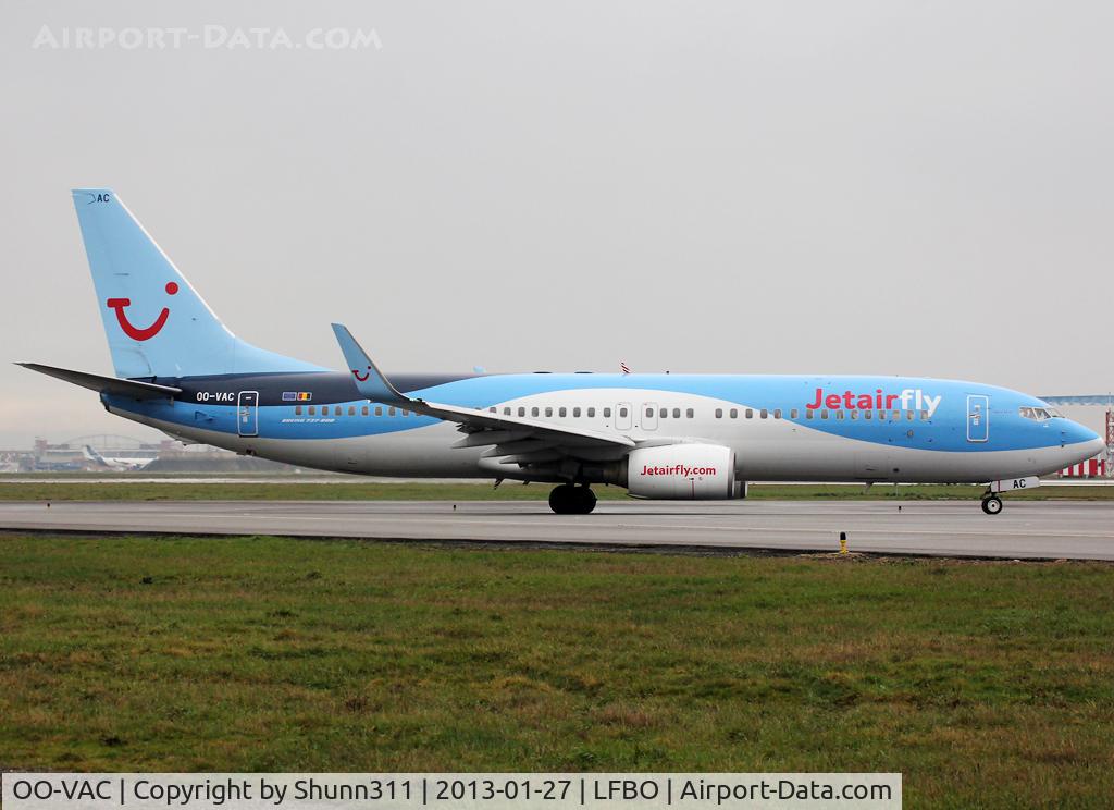 OO-VAC, 2003 Boeing 737-8BK C/N 33014, Lining up rwy 14L for departure in new TUI c/s