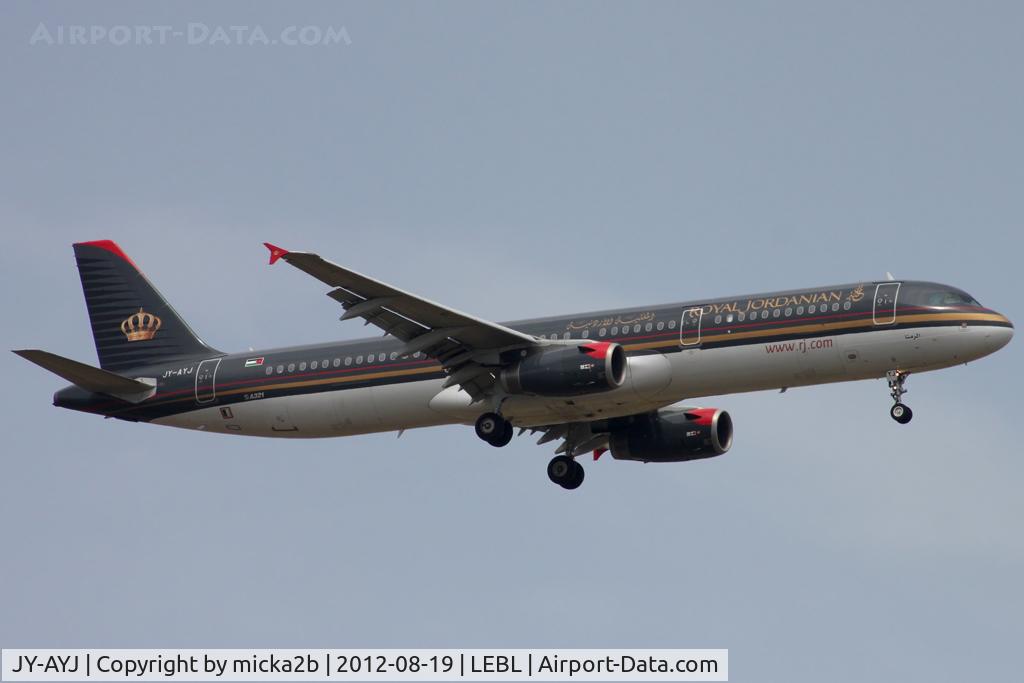 JY-AYJ, 2008 Airbus A321-231 C/N 3458, Landing