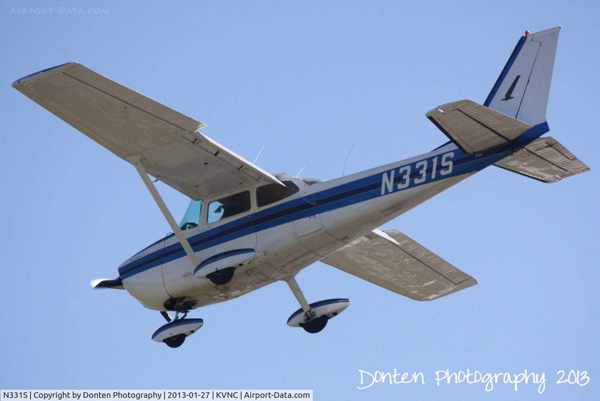N331S, 1970 Cessna 172L C/N 17259495, Cessna Skyhawk (N331S) flies over Brohard Beach on approach to Runway 5 at Venice Municipal Airport