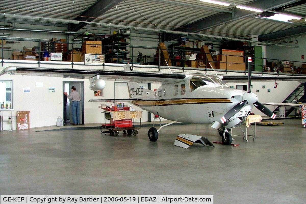 OE-KEP, Cessna T210M Turbo Centurion C/N 21000777, Cessna P.210N Pressurized Centurion [P210-00777] Schonhagen~D 19/05/2006