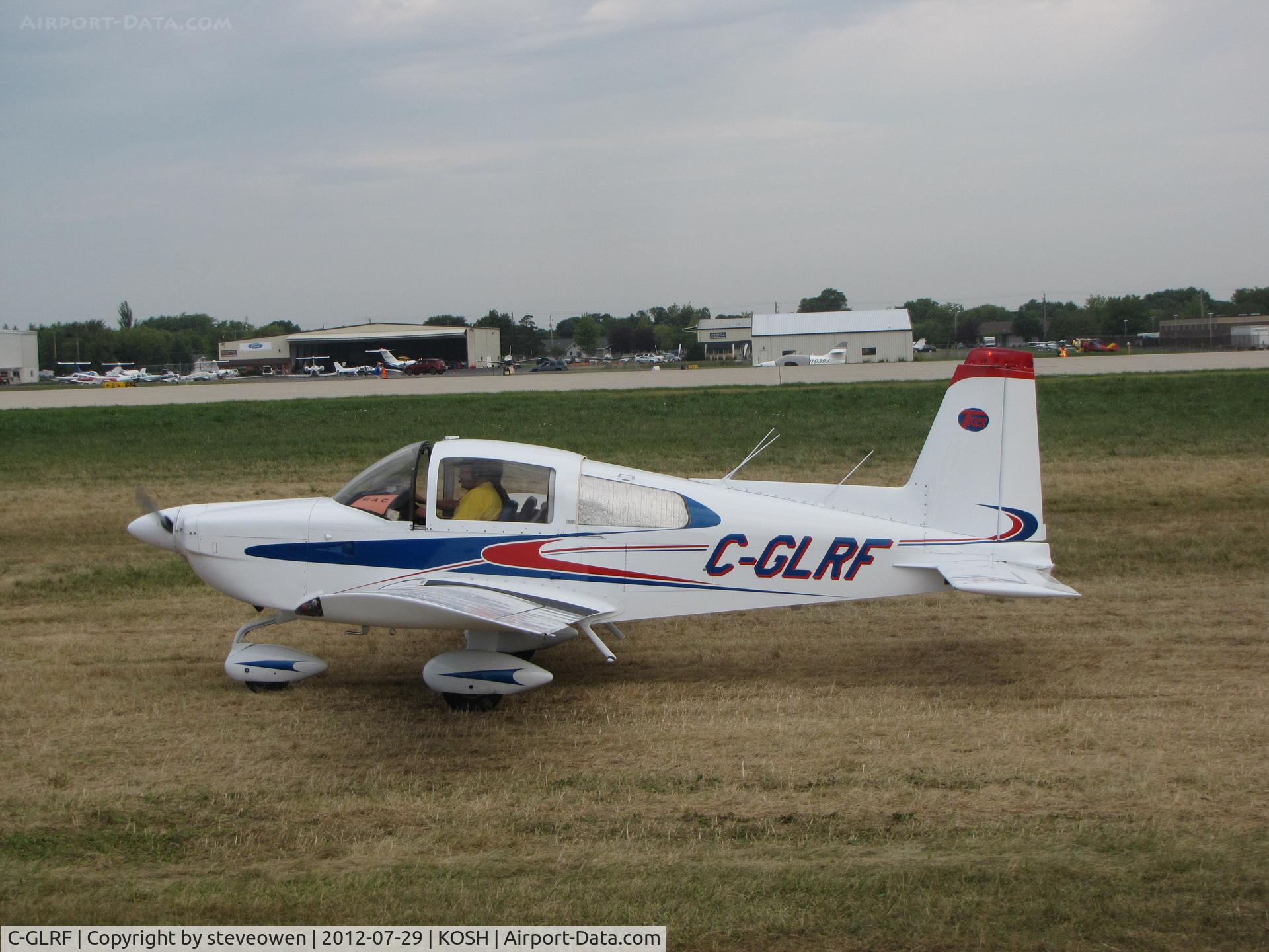 C-GLRF, 1976 American Aviation AA-5B Traveler C/N AA5B-0225, Taxing at Oshkosh