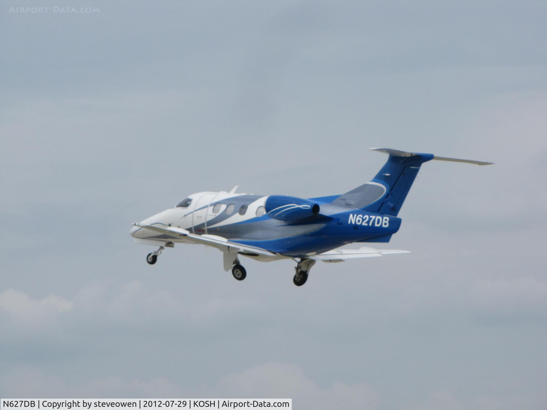 N627DB, 2005 Socata TBM-700 C/N 328, DEPARTING OSHKOSH