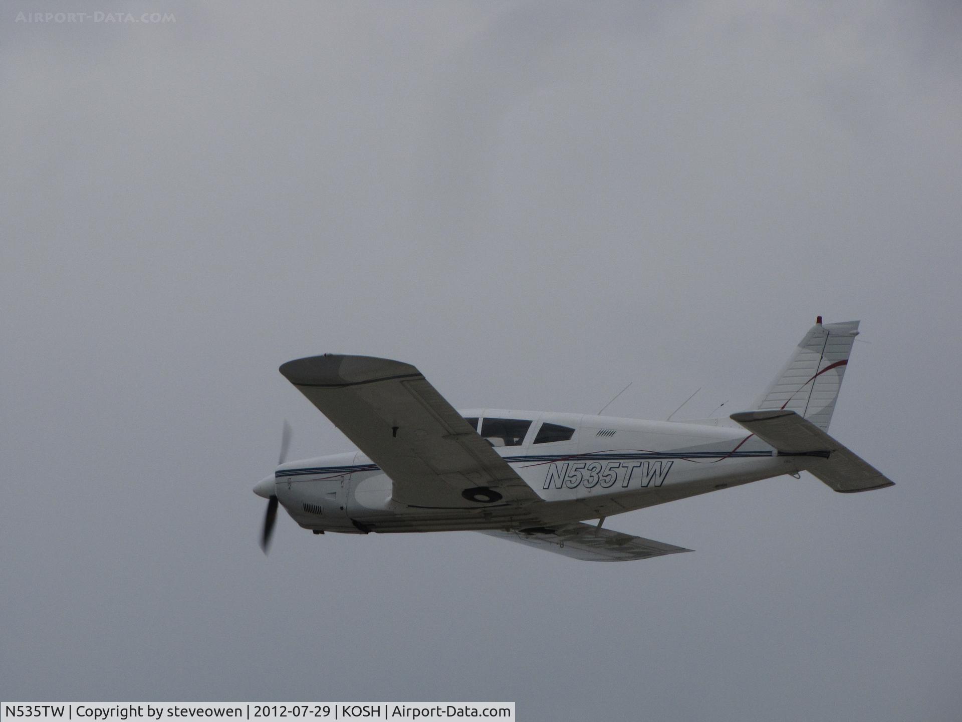 N535TW, 1973 Piper PA-28R-200 C/N 28R-7335381, DEPARTING OSHKOSH