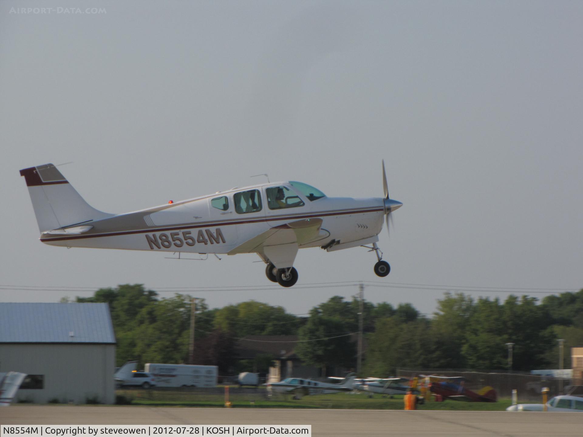 N8554M, 1963 Beech 35-B33 Debonair C/N CD-639, AT OSHKOSH
