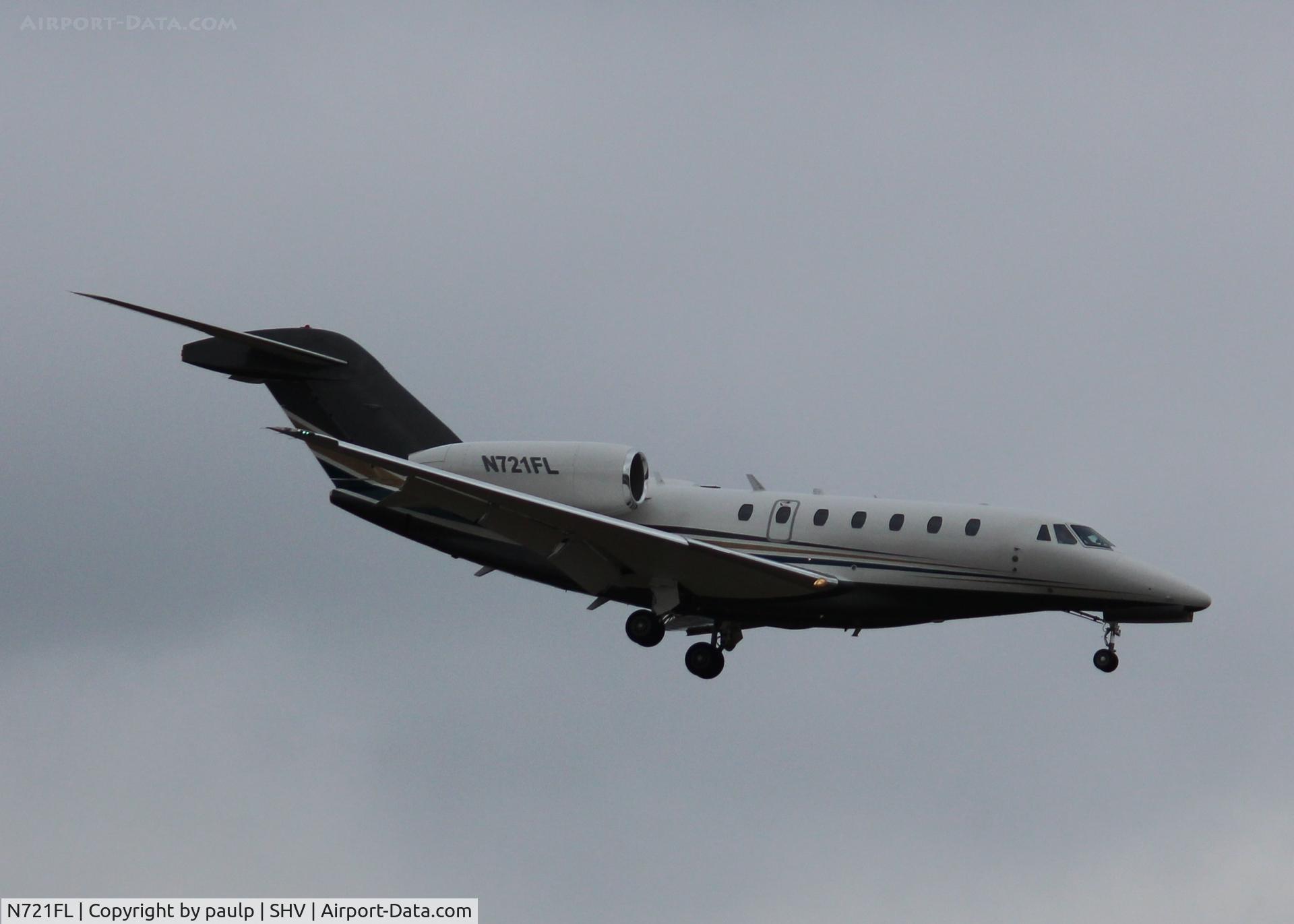 N721FL, 1999 Cessna 750 Citation X Citation X C/N 750-0091, Landing at Shreveport Regional. A rainy overcast day!