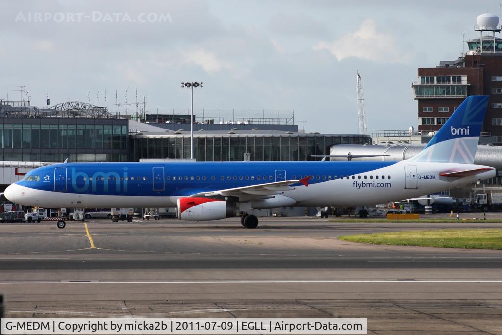 G-MEDM, 2006 Airbus A321-231 C/N 2799, Taxiing
