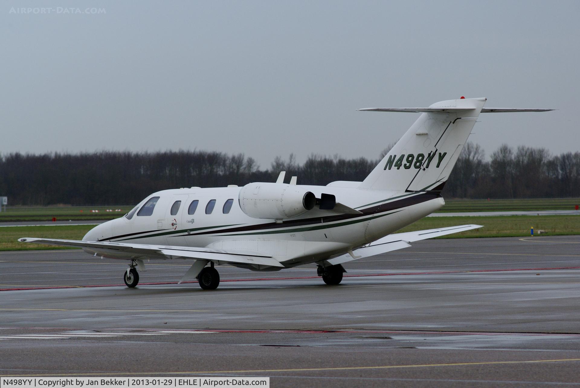 N498YY, 2002 Cessna 525 CitationJet CJ1 C/N 525-0498, Apron Lelystad