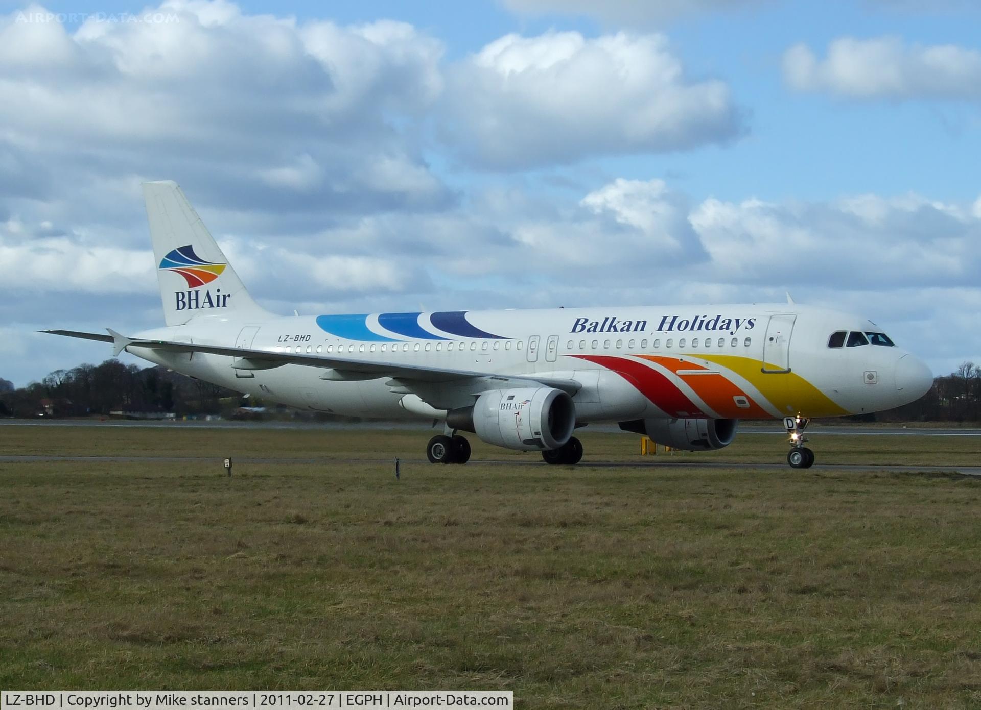 LZ-BHD, 1991 Airbus A320-211 C/N 221, Balkan holidays A320-212