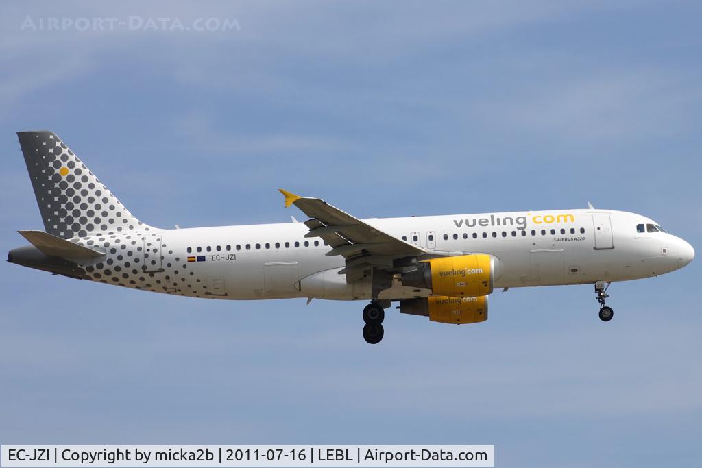 EC-JZI, 2006 Airbus A320-214 C/N 2988, Landing