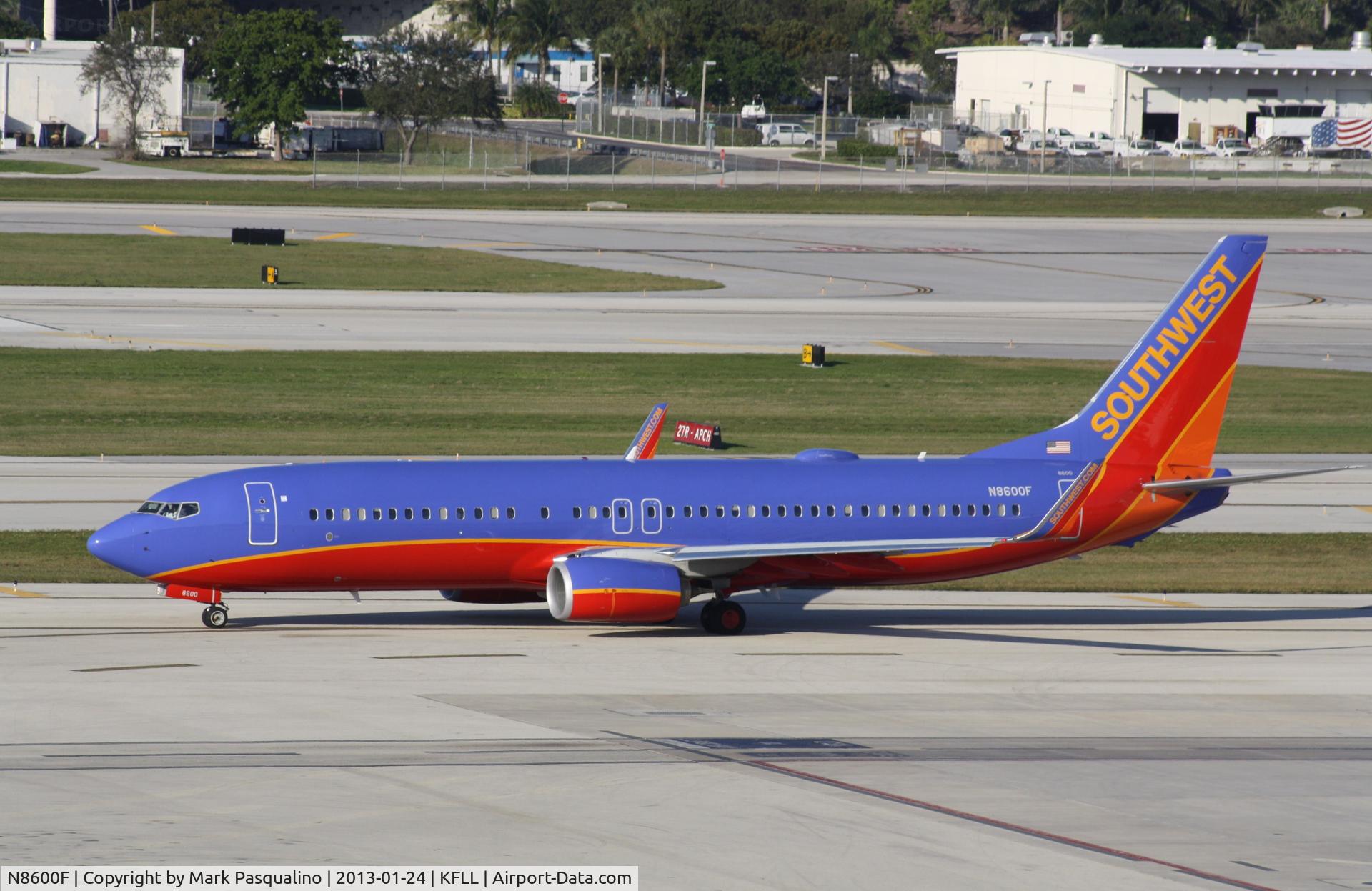 N8600F, 2012 Boeing 737-8H4 C/N 39882, Boeing 737-800