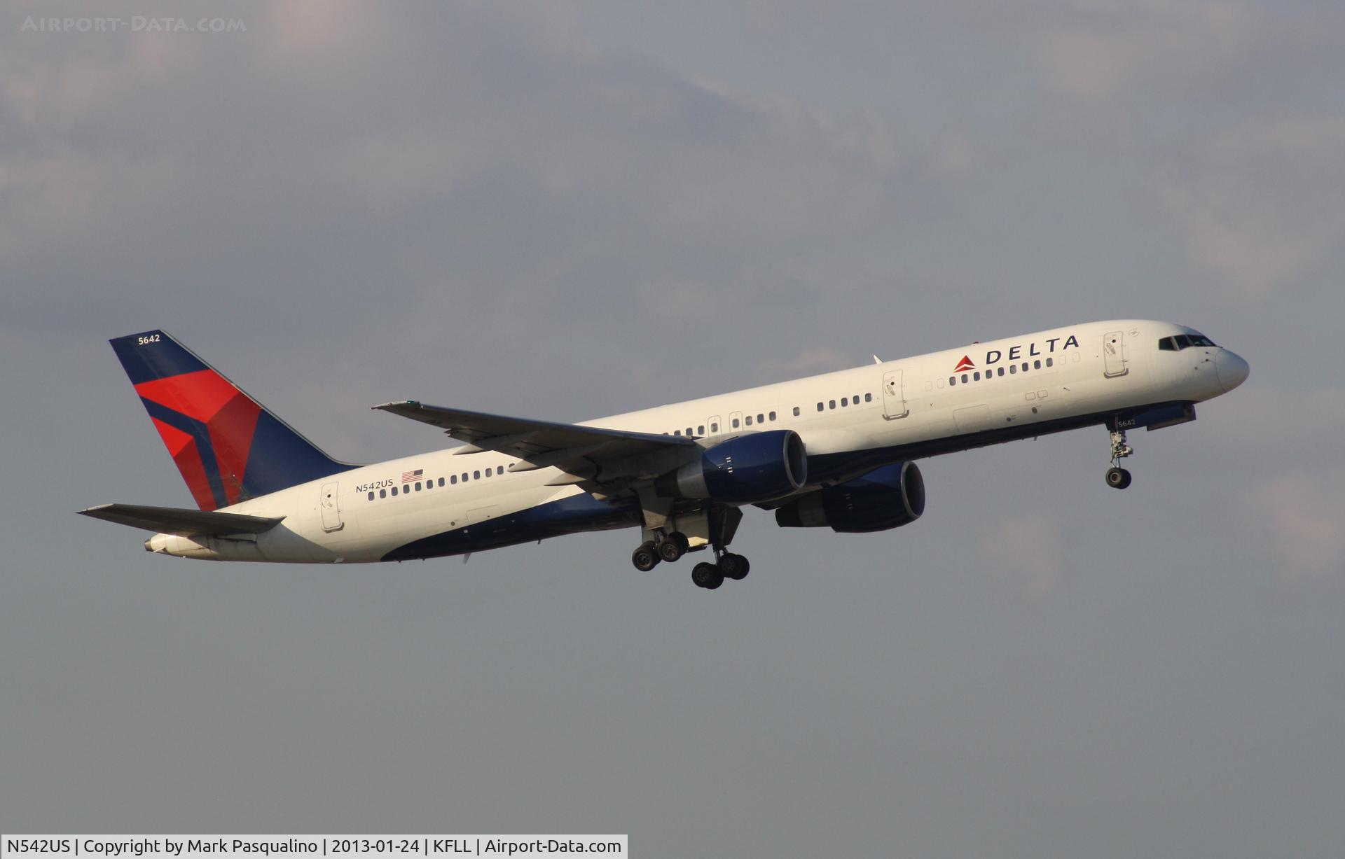 N542US, 1996 Boeing 757-251 C/N 26489, Boeing 757-200