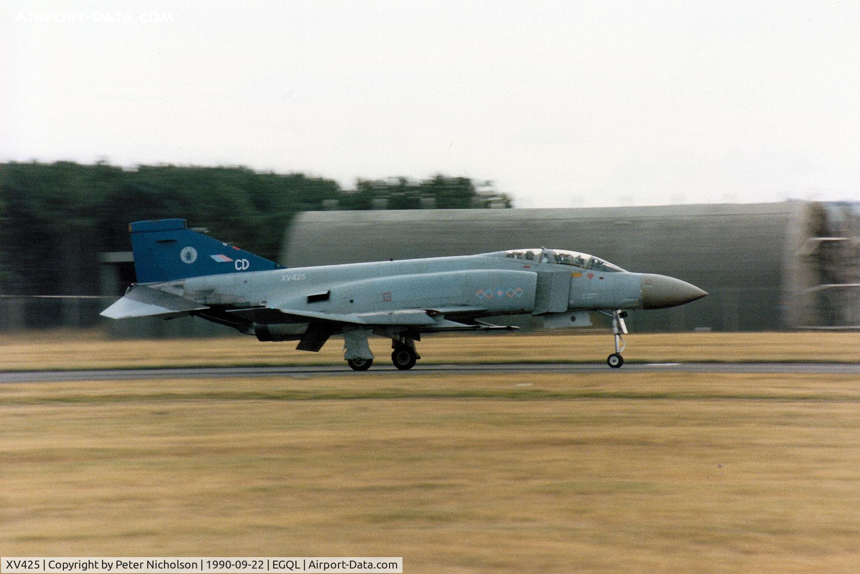 XV425, 1968 McDonnell Douglas Phantom FGR2 C/N 3093/9255, Phantom FGR.2 of 64 Squadron/228 Operational Conversion Unit landing at the 1990 RAF Leuchars Airshow.