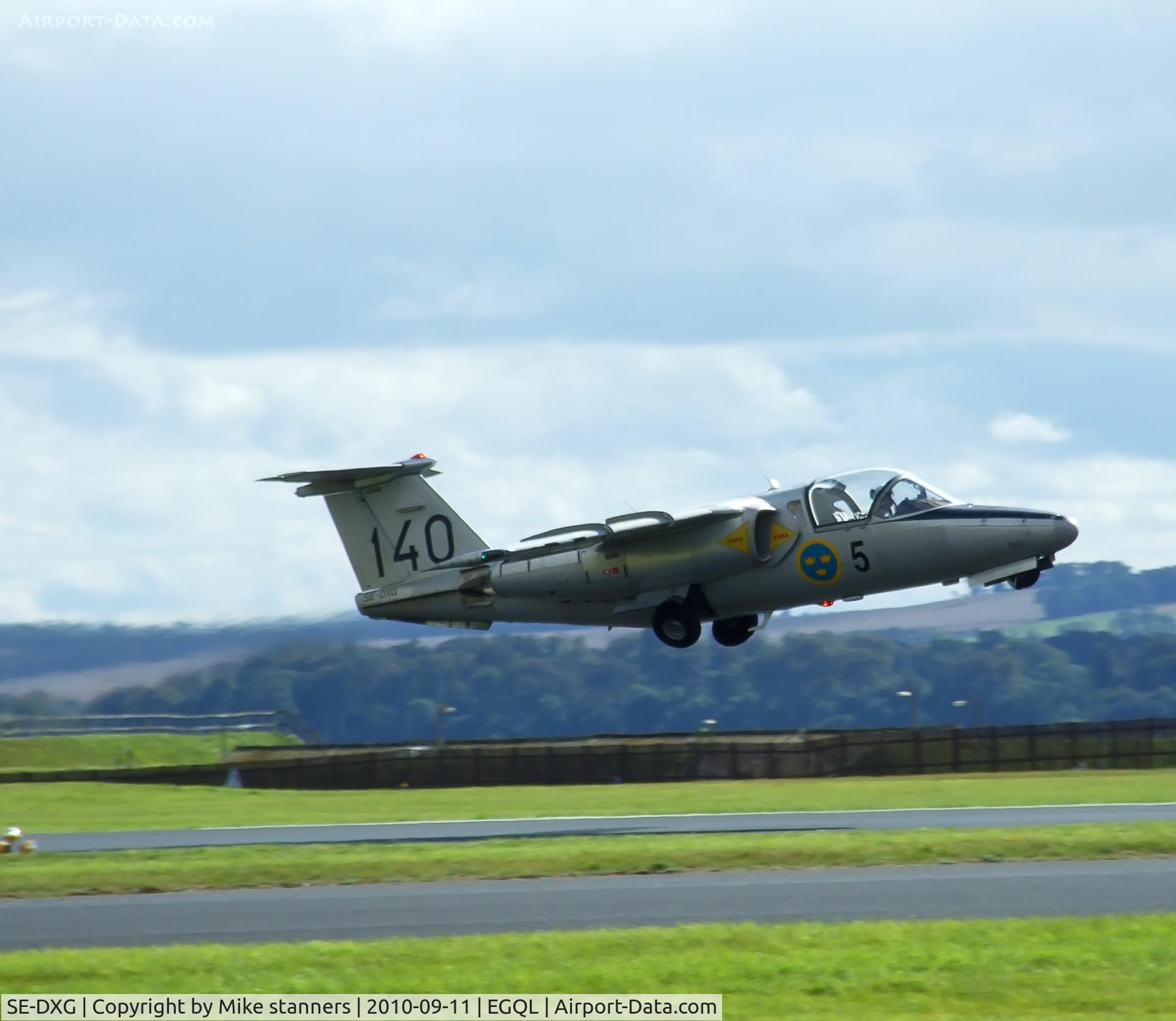 SE-DXG, 1968 Saab Sk60E C/N 60-140, Swedish Air Force Museum SK-60E In the markings of F5 Takes off for its display at Leuchars airshow '10