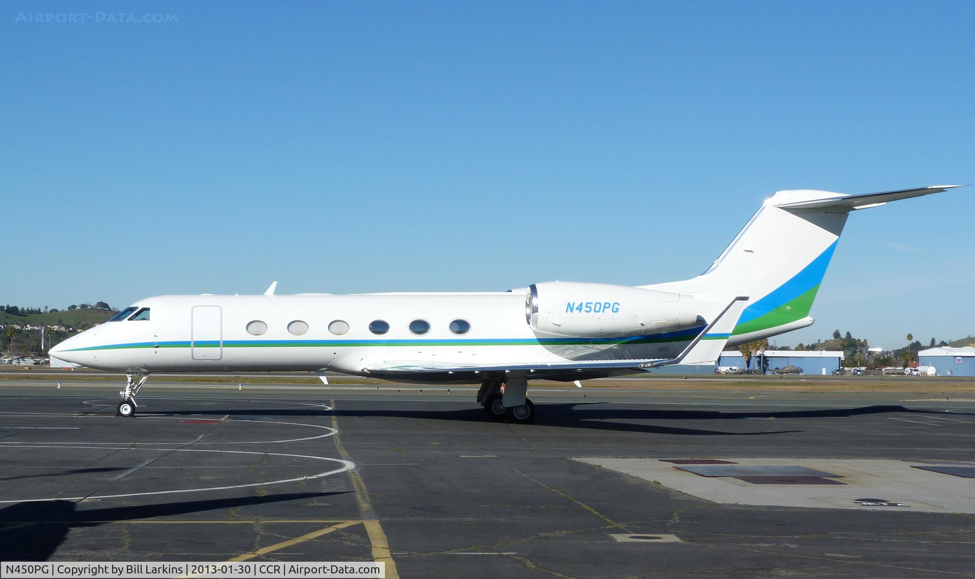 N450PG, 2007 Gulfstream Aerospace GIV-X (G450) C/N 4072, Visitor