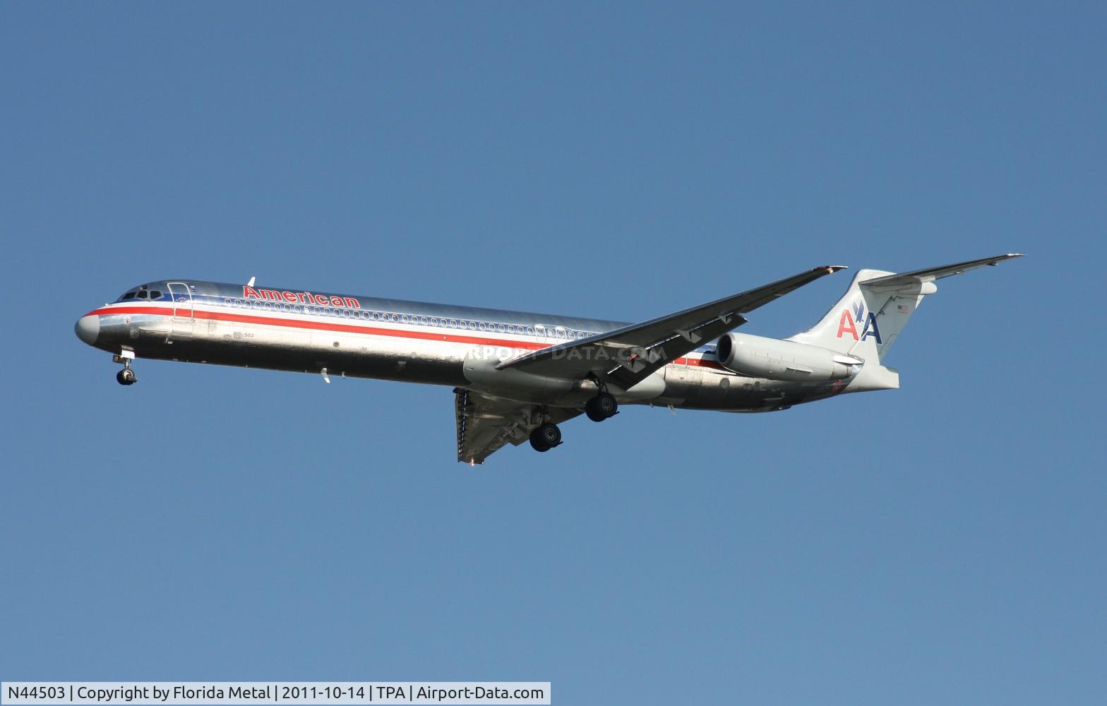 N44503, 1989 McDonnell Douglas MD-82 (DC-9-82) C/N 49797, American MD-82