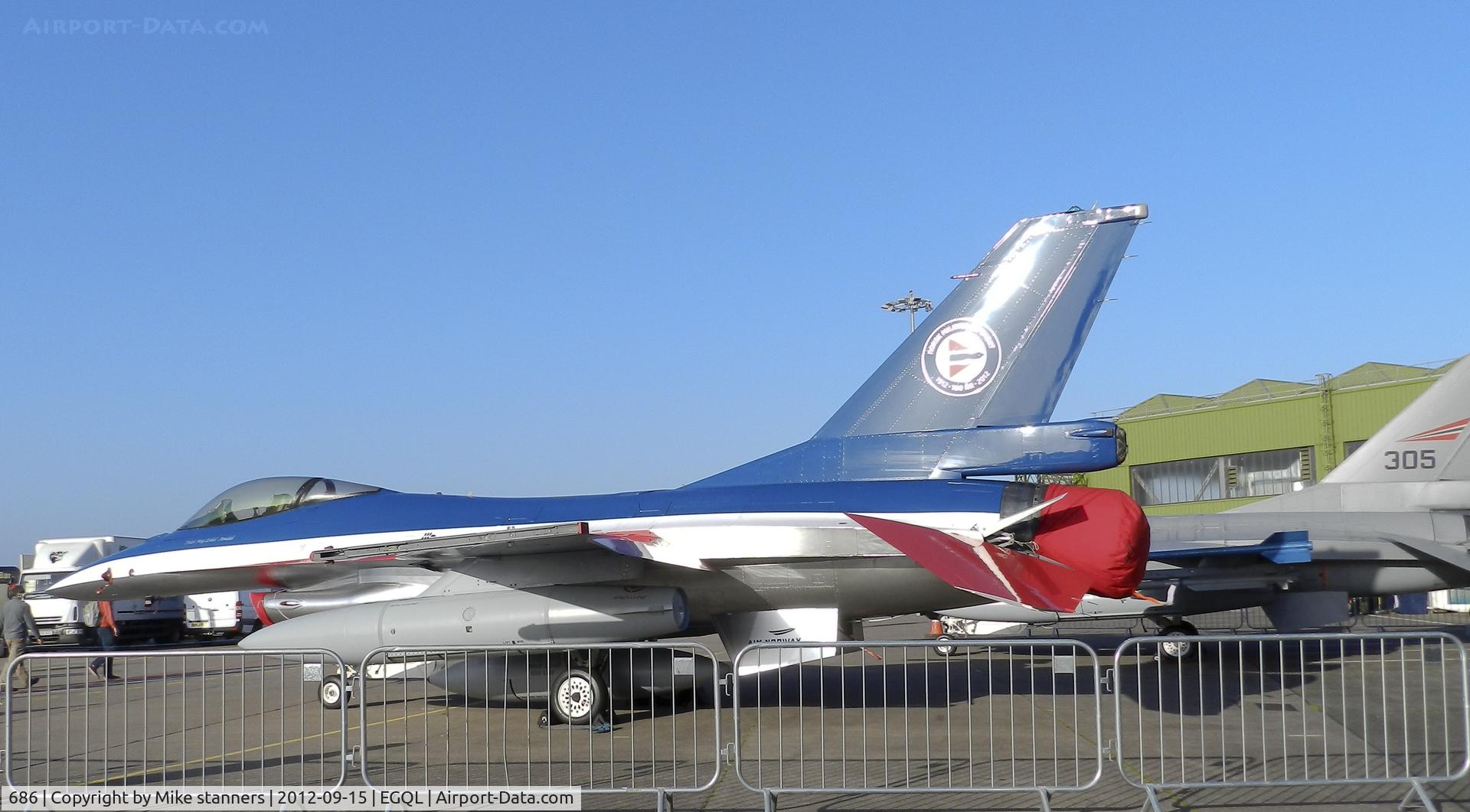 686, General Dynamics F-16AM Fighting Falcon C/N 6K-58, 132 wing F-16A In the static display at Leuchars airshow carrying 2x 370 gal wing tanks & a centre line tank
