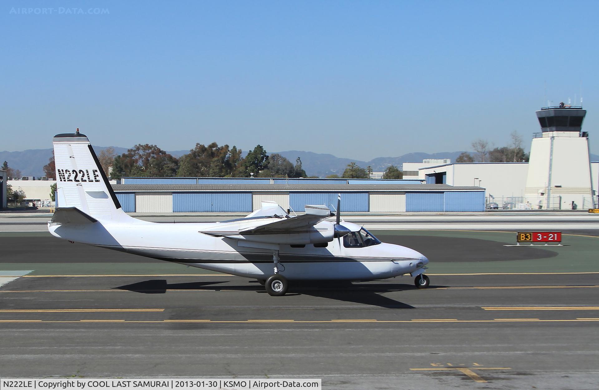 N222LE, 1965 Aero Commander 500-B C/N 1525-187, Aero Commander taxiing to South East run up area via Taxi-way A.