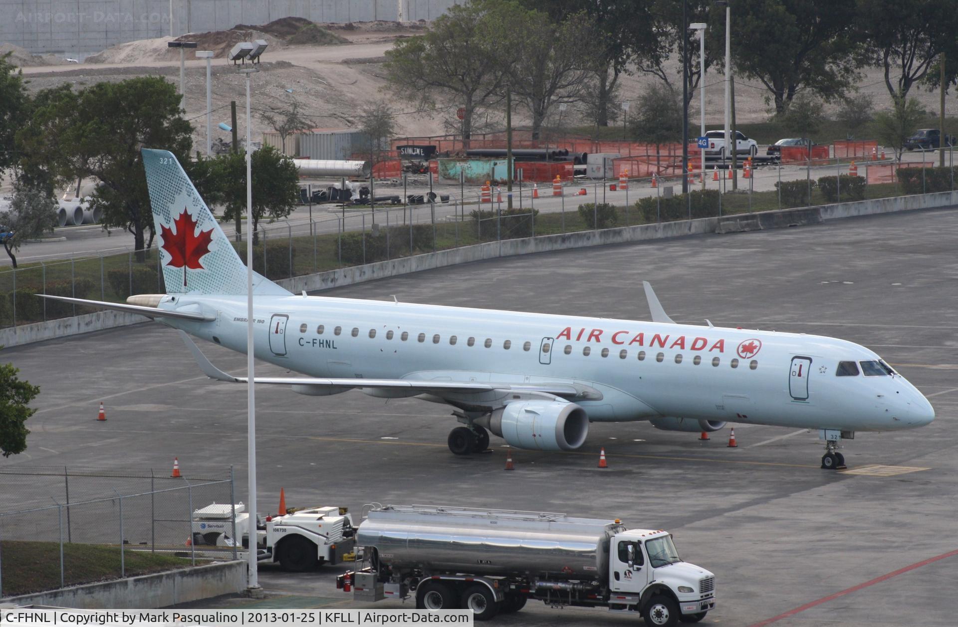 C-FHNL, 2007 Embraer 190AR (ERJ-190-100IGW) C/N 19000070, ERJ 190-100 IGW