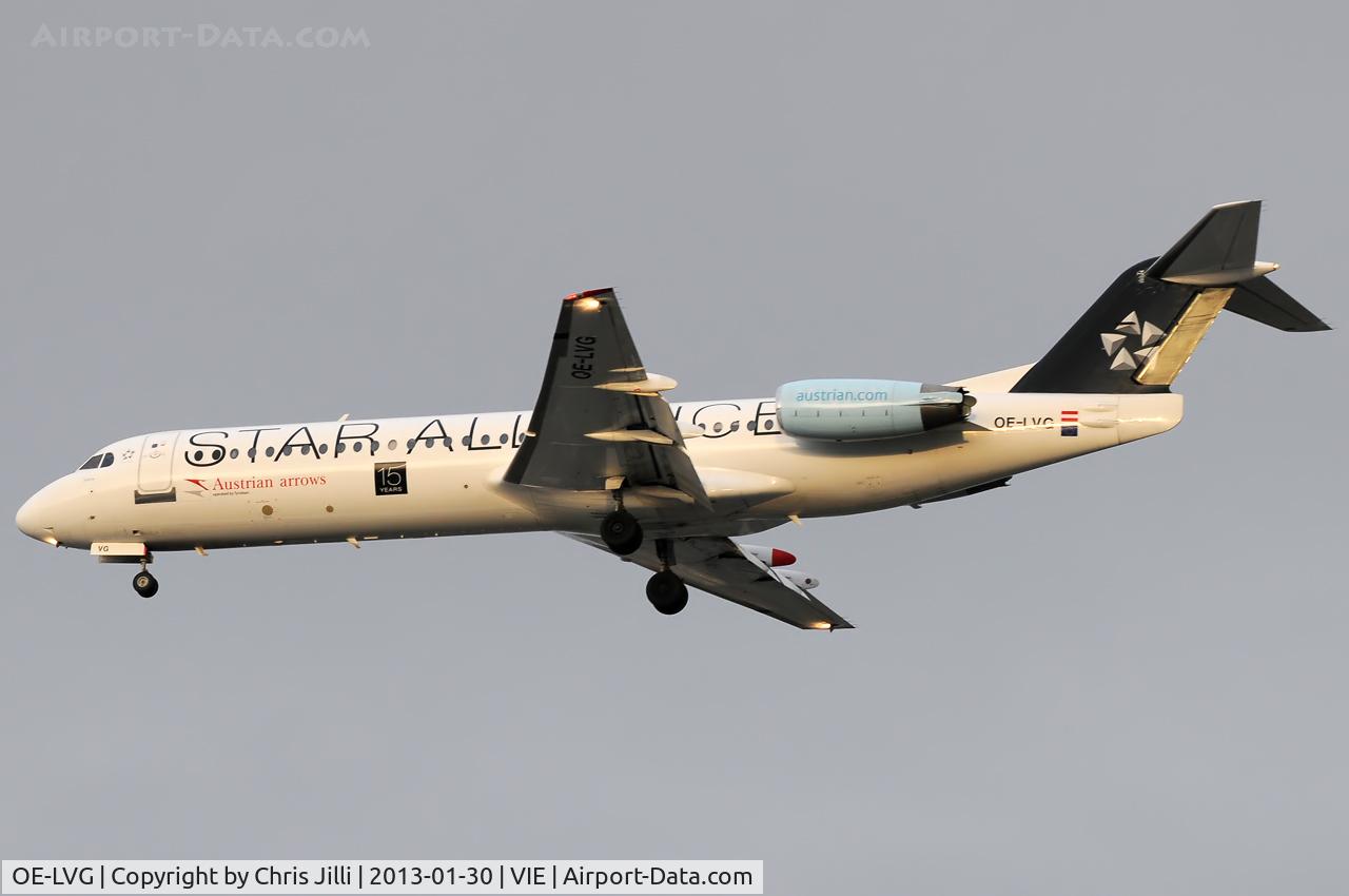 OE-LVG, 1994 Fokker 100 (F-28-0100) C/N 11520, Austrian arrows