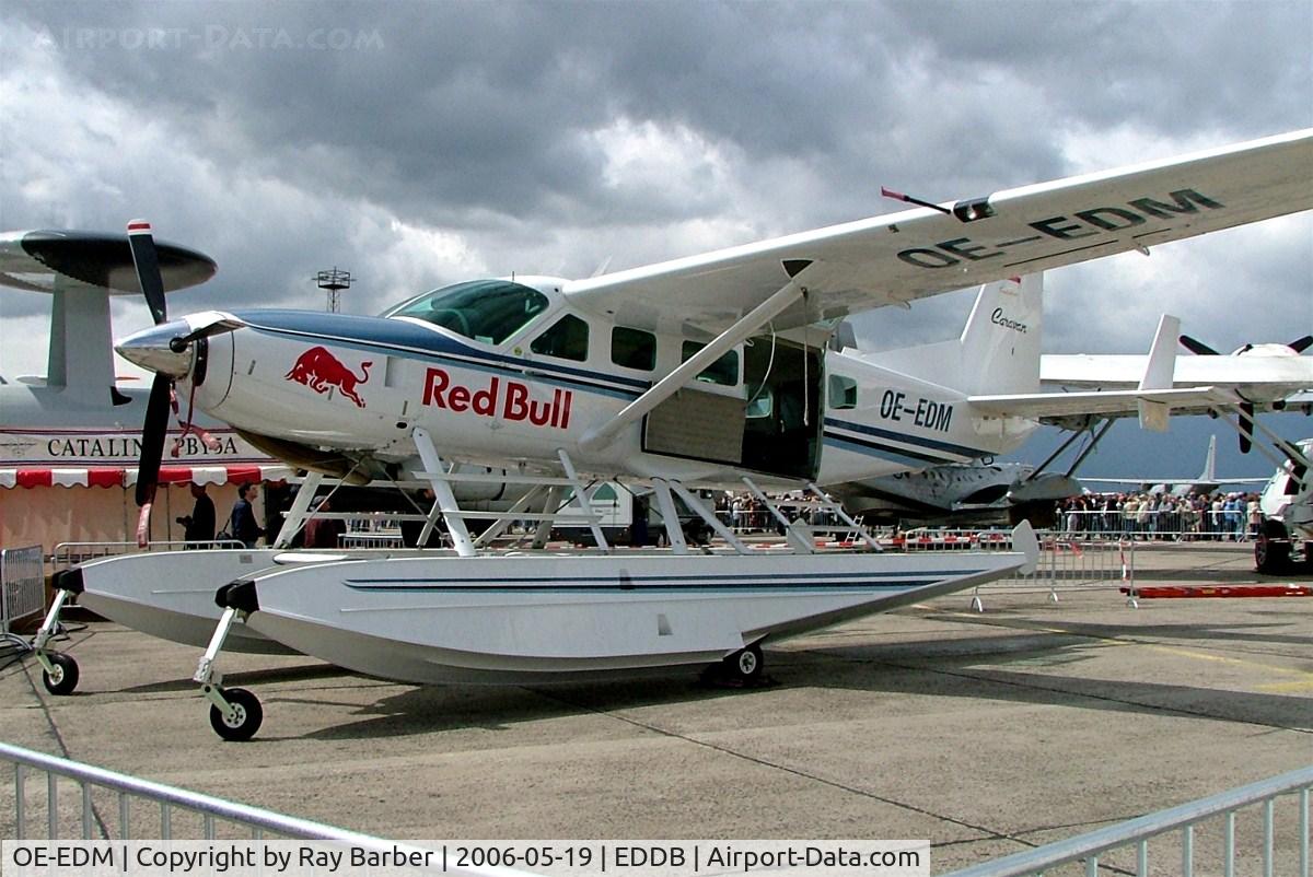 OE-EDM, 1996 Cessna 208 Caravan 1 C/N 20800257, Cessna 208 Caravan I [208-00257] (The Flying Bulls) Berlin-Schonefeld~D 19/05/2006