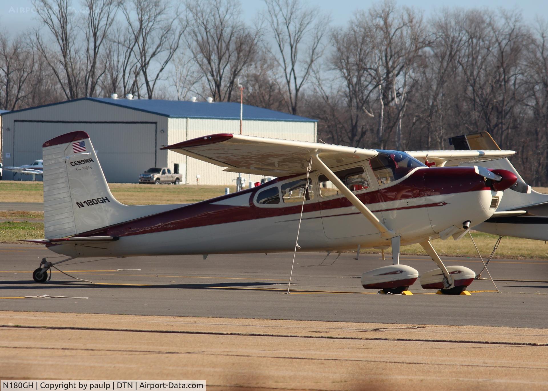 N180GH, 1965 Cessna 180H Skywagon C/N 18051607, Beautiful Aircraft at Downtown Shreveport.