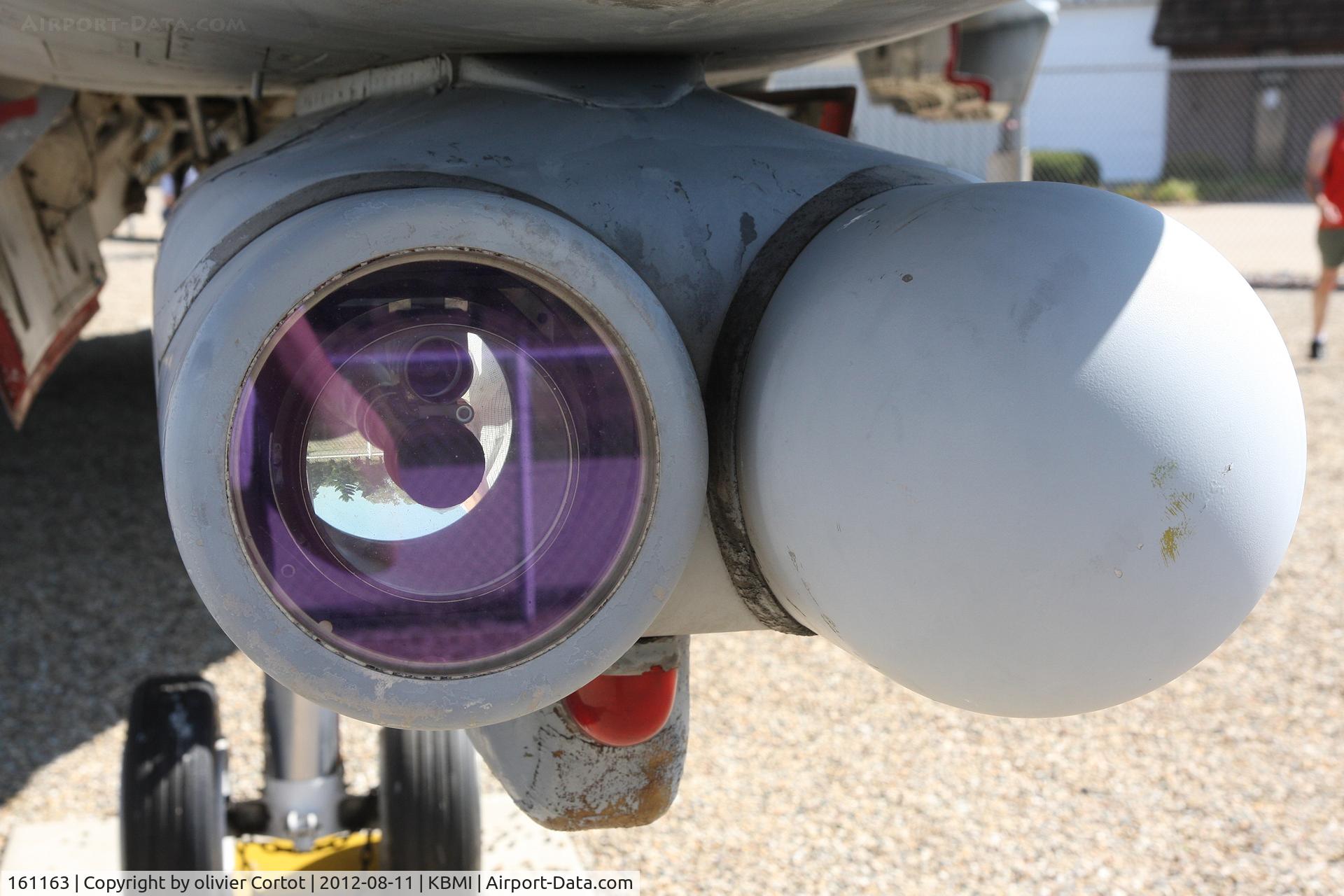 161163, Grumman F-14DR Tomcat C/N 390, nose detail