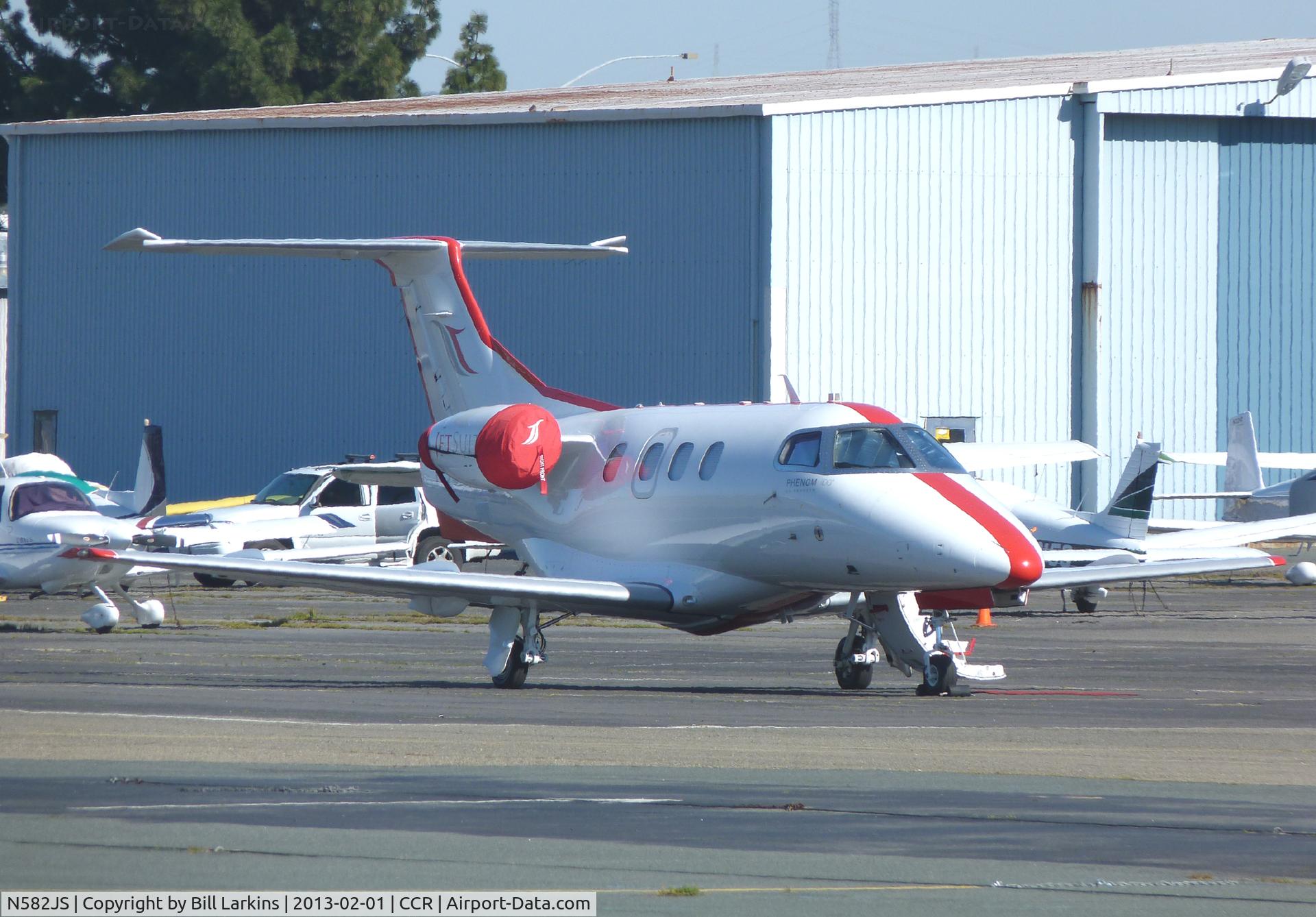 N582JS, 2010 Embraer EMB-500 Phenom 100 C/N 50000135, Visitor