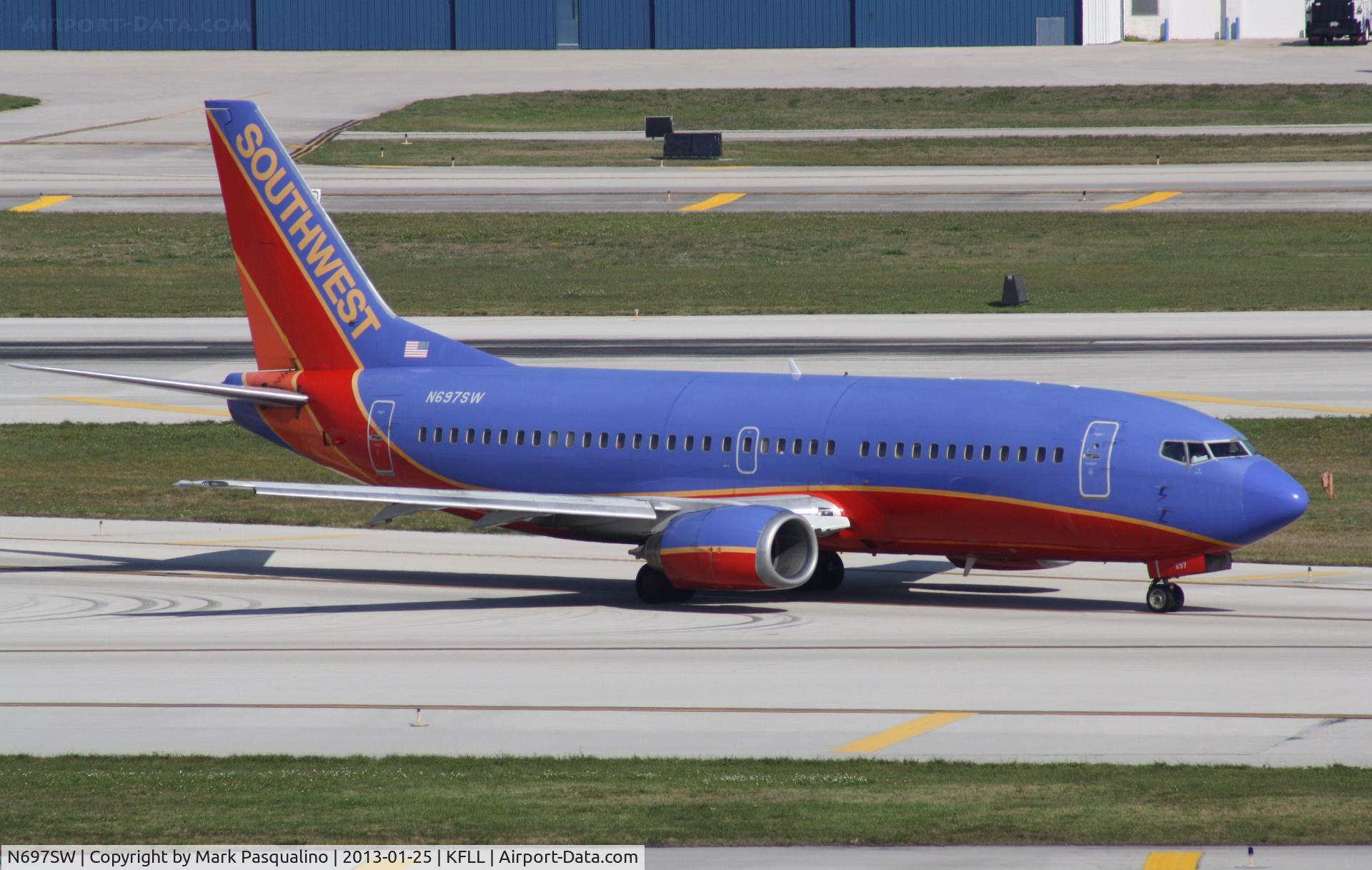 N697SW, 1988 Boeing 737-3TO C/N 23838, Boeing 737-300