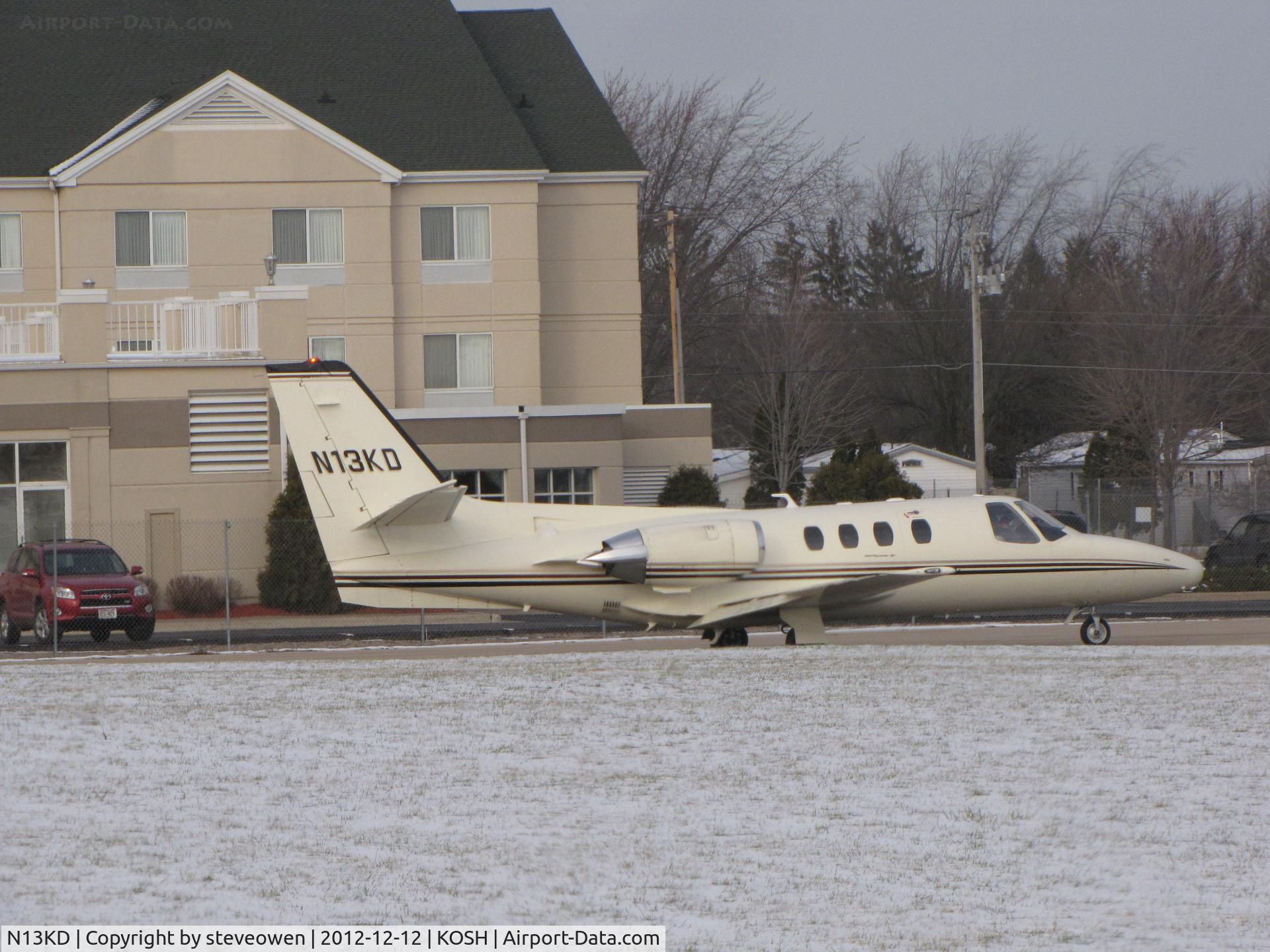 N13KD, 1979 Cessna 501 Citation I SP C/N 501-0119, Parked on the Hilton Hotel ramp at Oshkosh