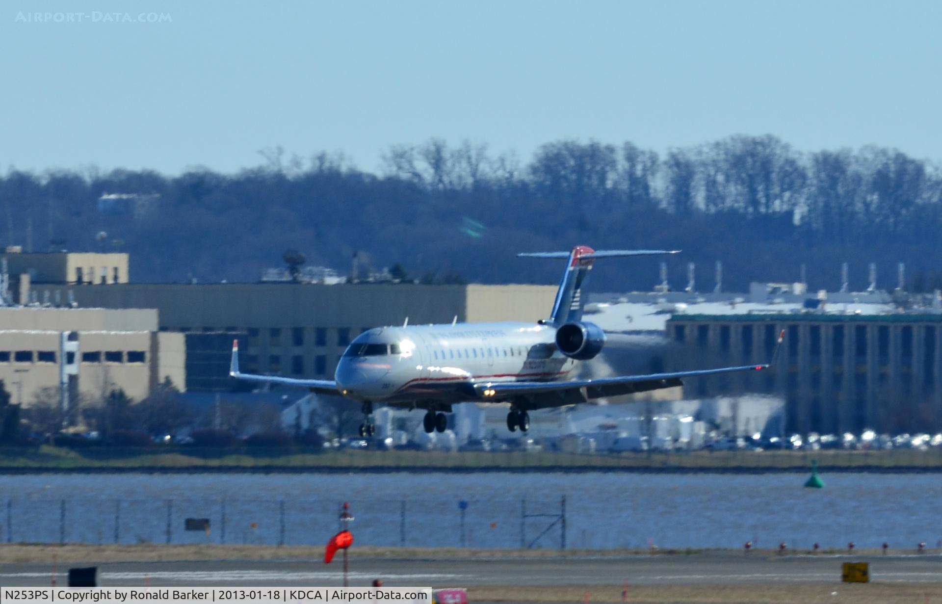 N253PS, 2004 Bombardier CRJ-200ER (CL-600-2B19) C/N 7934, Landing DCA