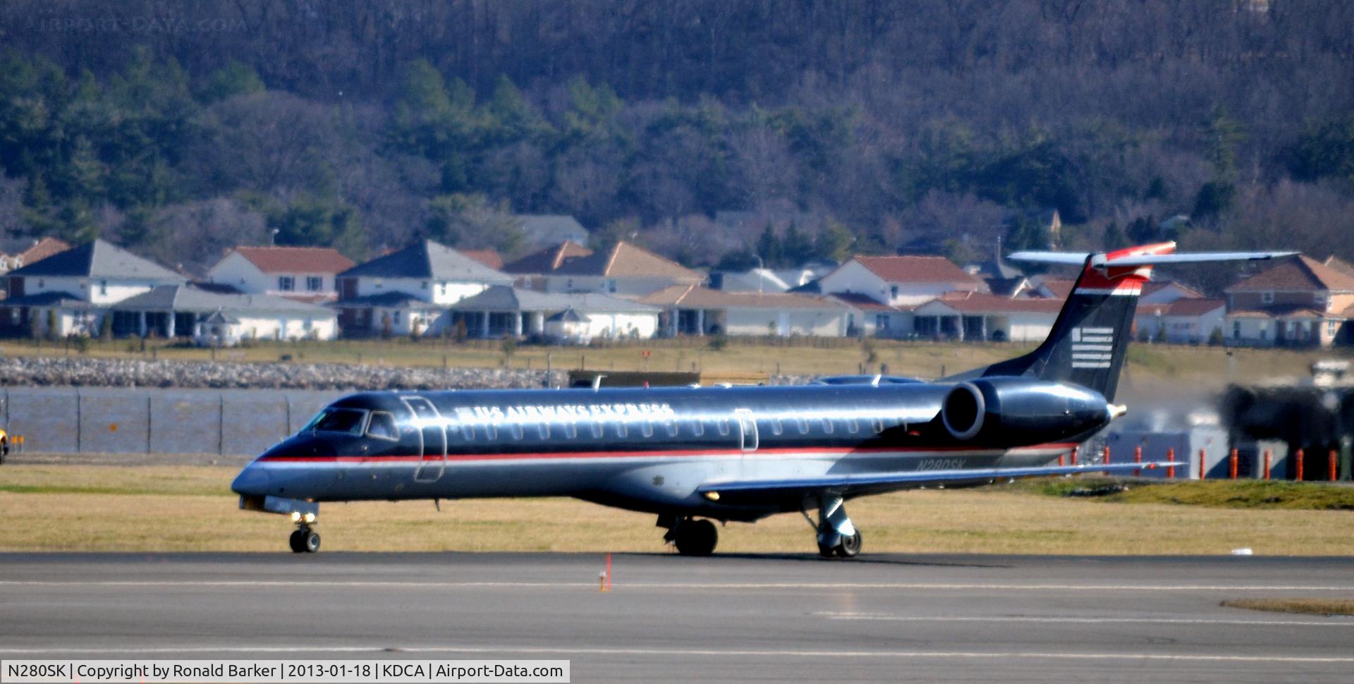 N280SK, 2001 Embraer ERJ-145LR (EMB-145LR) C/N 145381, Takeoff DCA