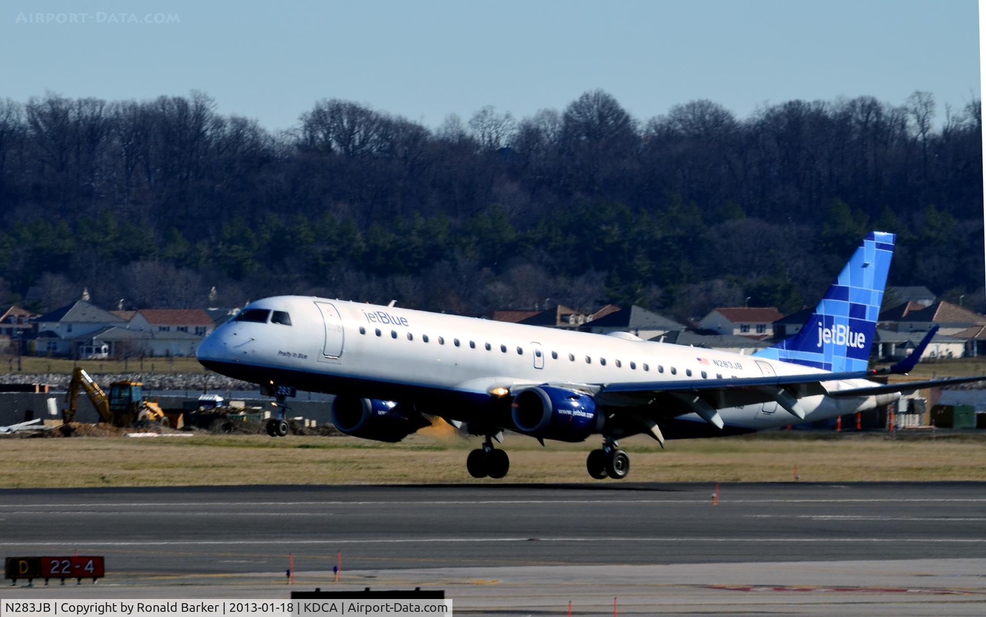 N283JB, 2007 Embraer 190AR (ERJ-190-100IGW) C/N 19000125, Landing DCA