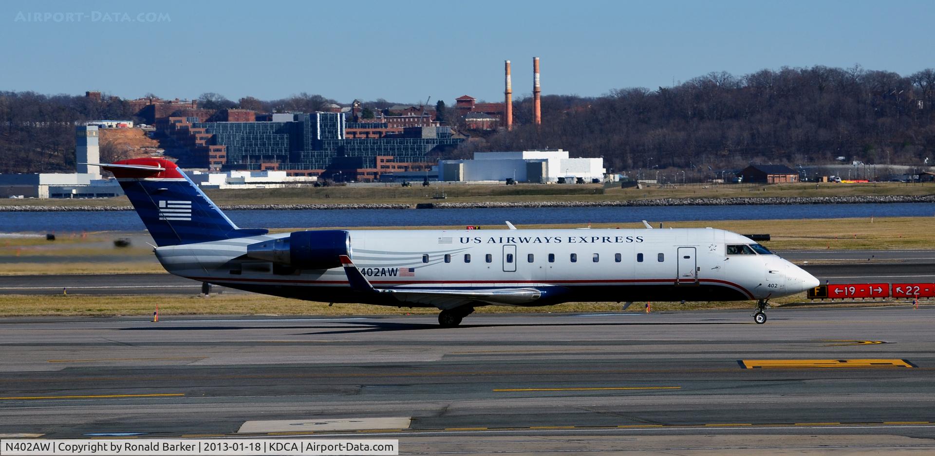 N402AW, 1998 Bombardier CRJ-200LR (CL-600-2B19) C/N 7281, Taxi DCA