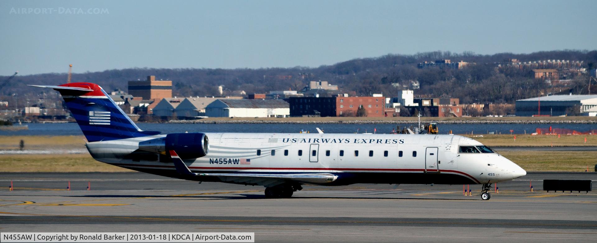 N455AW, 2003 Bombardier CRJ-200LR (CL-600-2B19) C/N 7848, Taxi DCA
