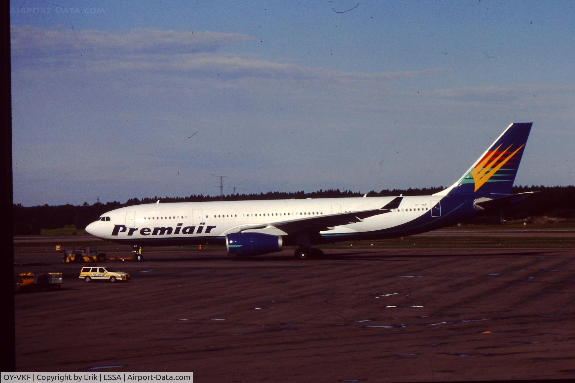 OY-VKF, 1999 Airbus A330-243 C/N 309, By Erik Oxtorp
