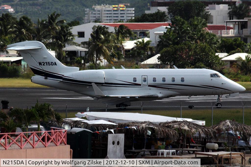 N215DA, Bombardier Challenger 300 (BD-100-1A10) C/N 20304, From the Oceanview Pool of the Sonesta Hotel