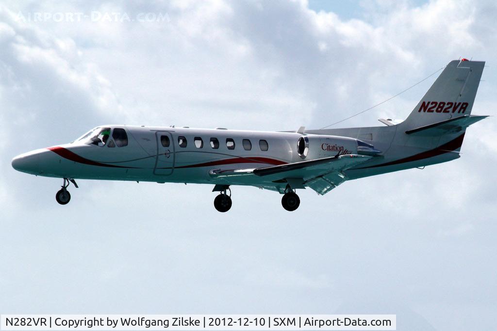 N282VR, 1994 Cessna 560  Citation V C/N 560-0282, From the Oceanview Pool of the Sonesta Hotel