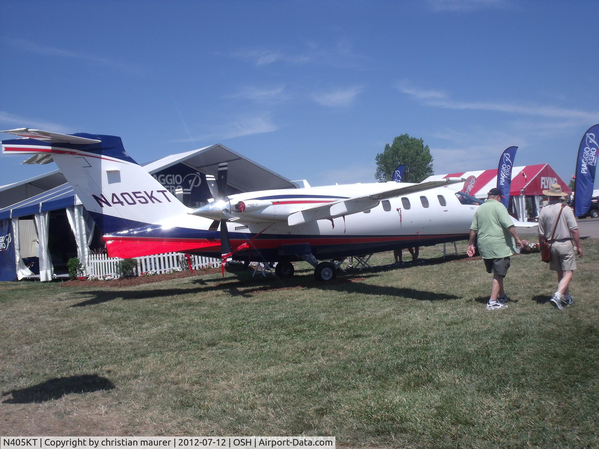 N405KT, 2009 Piaggio P-180 C/N 1190, nice looking p180