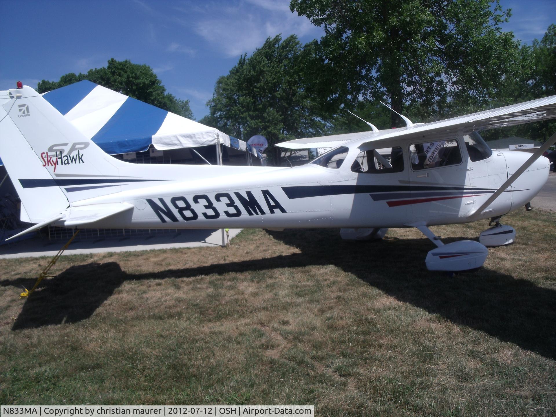 N833MA, 2001 Cessna 172S C/N 172S9006, Cessna 172