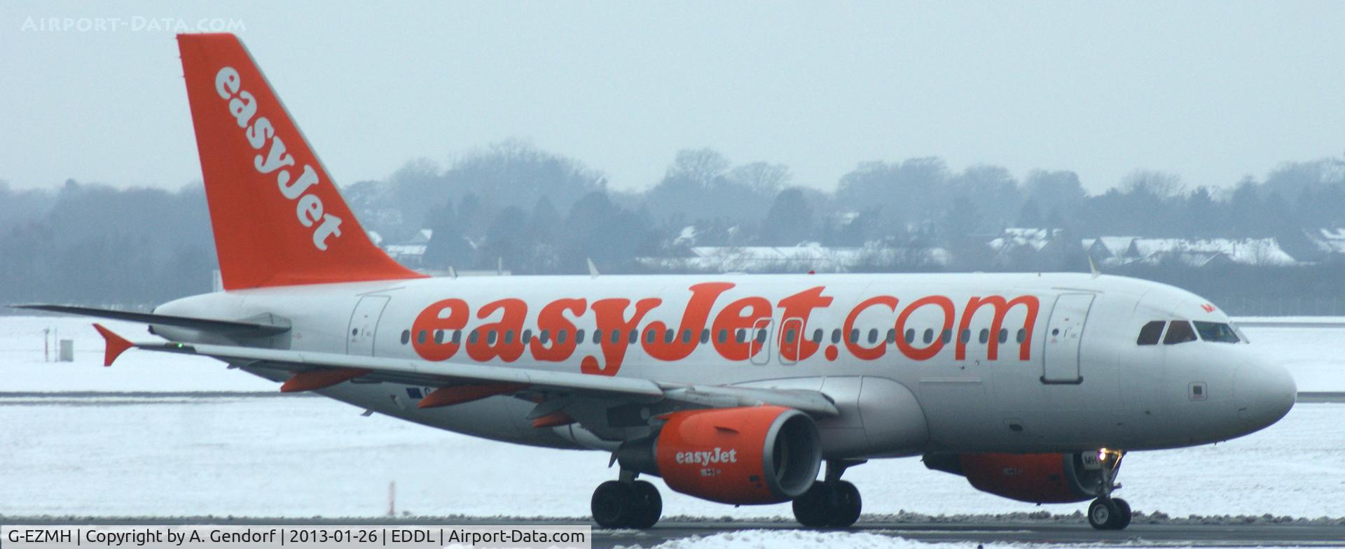 G-EZMH, 2003 Airbus A319-111 C/N 2053, Easy Jet, seen here taxiing at Düsseldorf Int´l (EDDL)